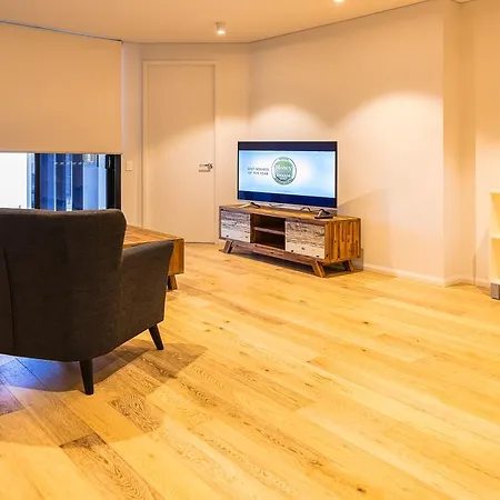 Aparthotel Soko Waterfront West End 4*