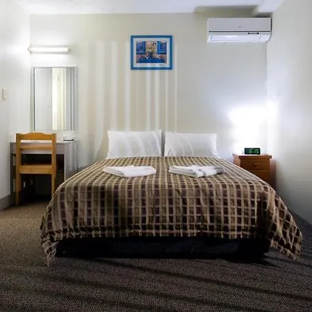 Aabon & Motel 3*