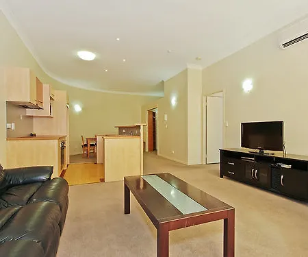 Spring Hill Aparthotel 4*