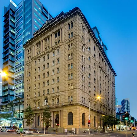 Macarthur Chambers 5*