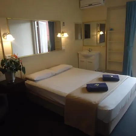 Kingsford Riverside Guest house 3*