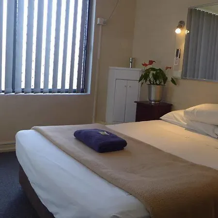 Kingsford Riverside Guest house 3*