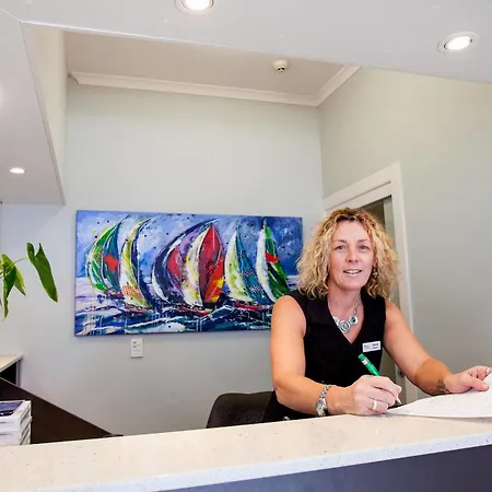 Manly Marina Cove Motel 4*