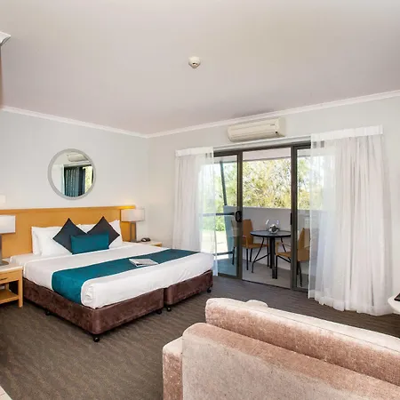 Manly Marina Cove Motel 4*