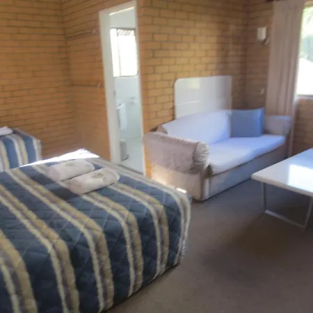 Aspley Pioneer Motel