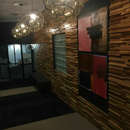 Spring Hill Aparthotel