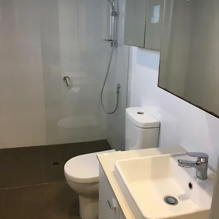 Mowbray East 3* Brisbane