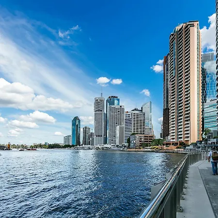 Apartment River View In The Heart Of