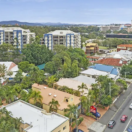 Globe Brisbane
