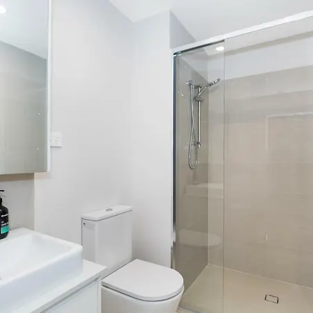 Apartment Park Avenue 1br Hideaway King Bd Private Courtyard *