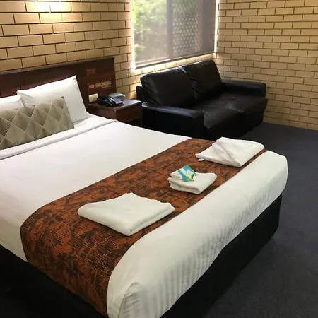 Chermside Motor 3*