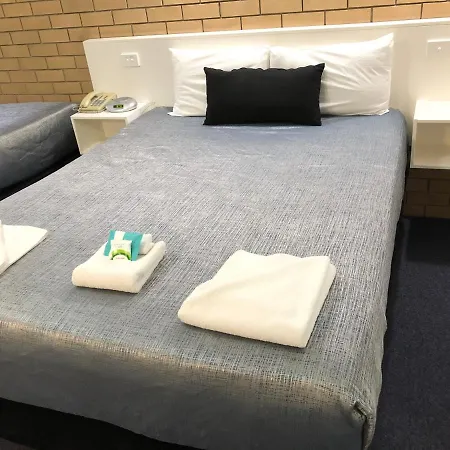 Chermside Motor 3*