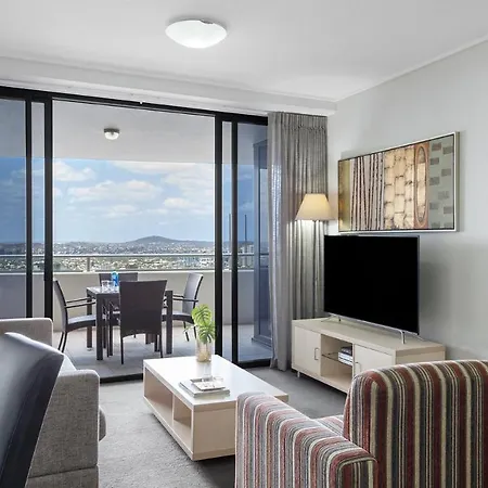 Oaks Aurora Brisbane
