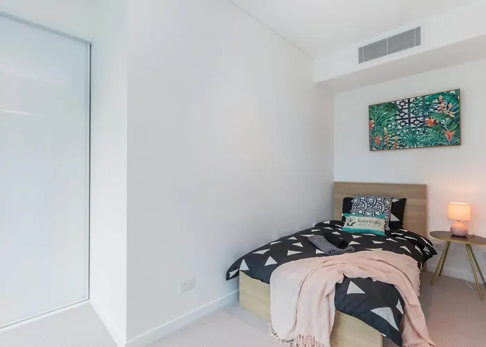 Kozyguru Skytower Brisbane Cbd 2 Bed Apt Qbn222-1815