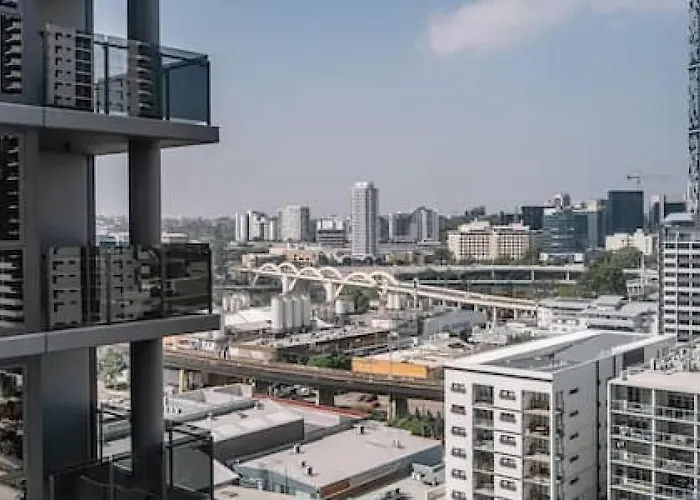 New Centrally Located High Level Studio Apartment