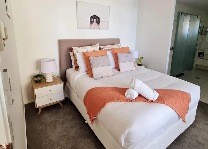 3Br Skyline Oasis W River Views, Gym, Carpark, Fastwifi, Tennis Court, Steam Room
