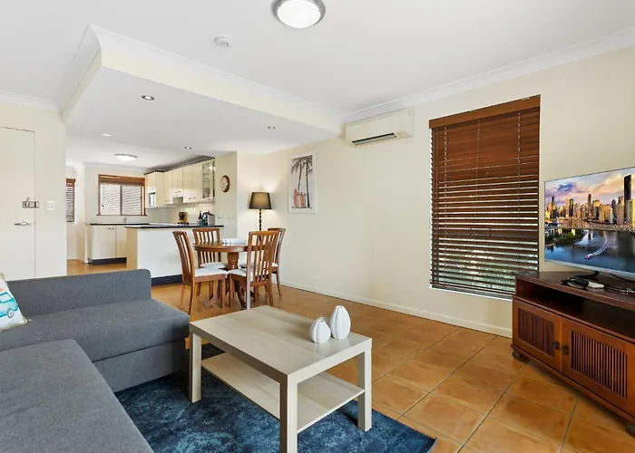 Charming 2-Bed Apartment With City Views