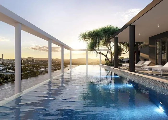 River & City View Apt Near Brisbane Airport With Infinity Pool, Spa, Sauna, Steam Room