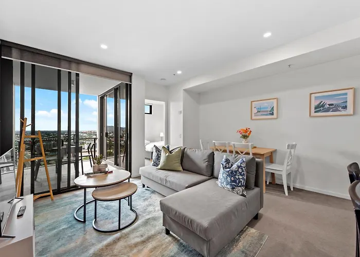 Stylish 1Br - Lv26 With Mountain Views, Pool And Park