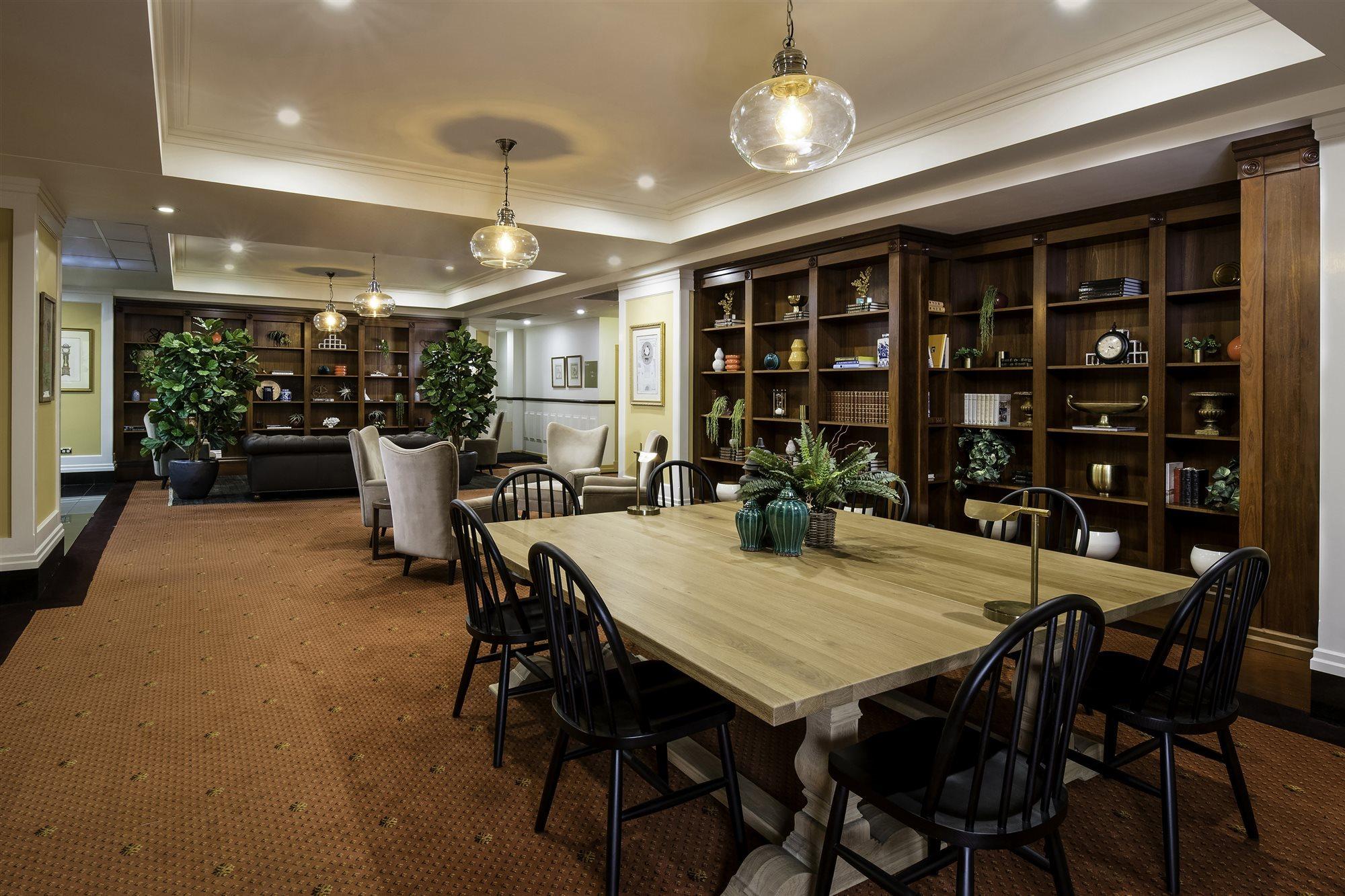 Adina Anzac Square 5* Brisbane