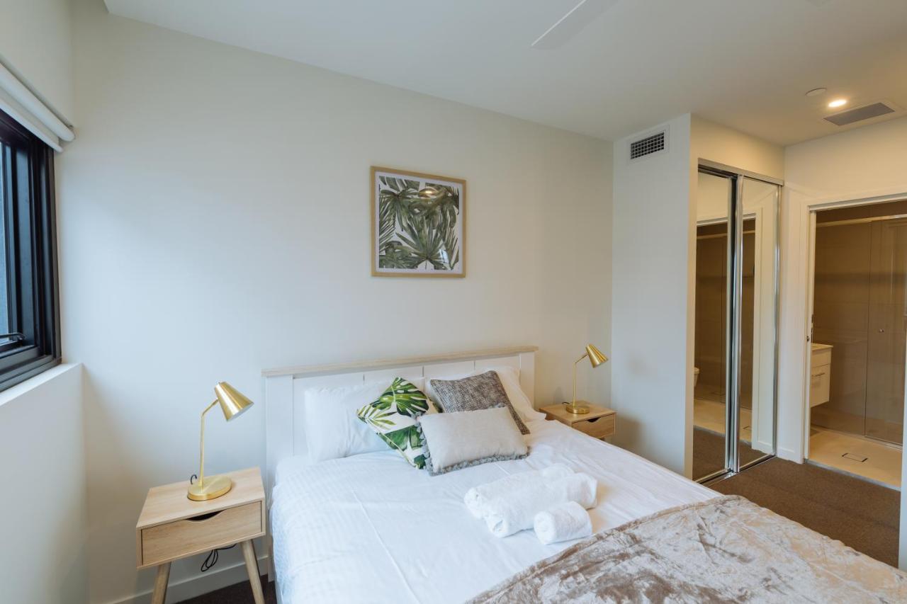 Airtrip Ii On Cordelia Street Apartment