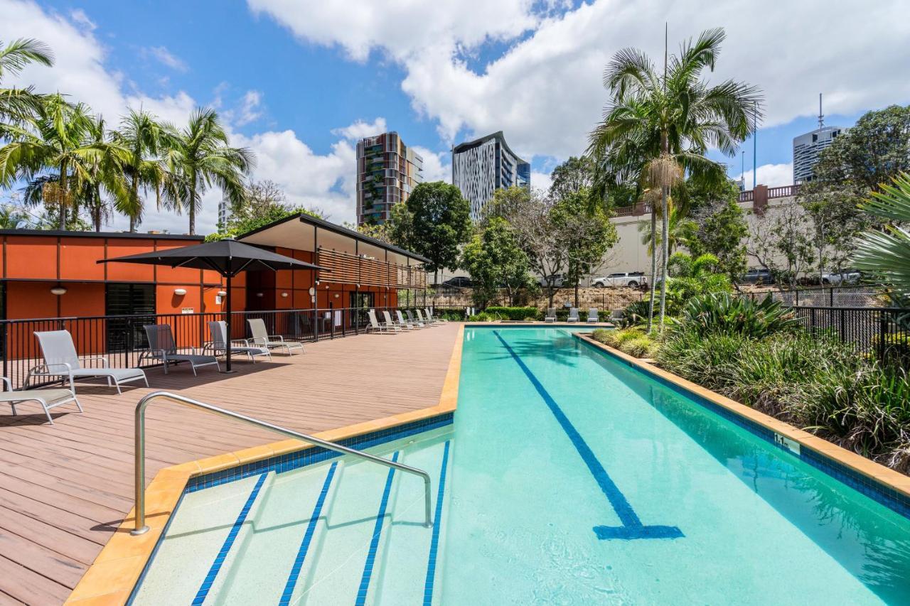 The Docks On Goodwin Aparthotel 4*
