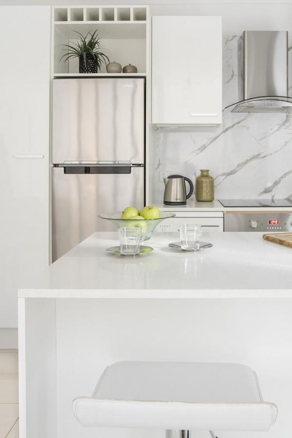 Apartment Immaculate Close To And Airport Brisbane