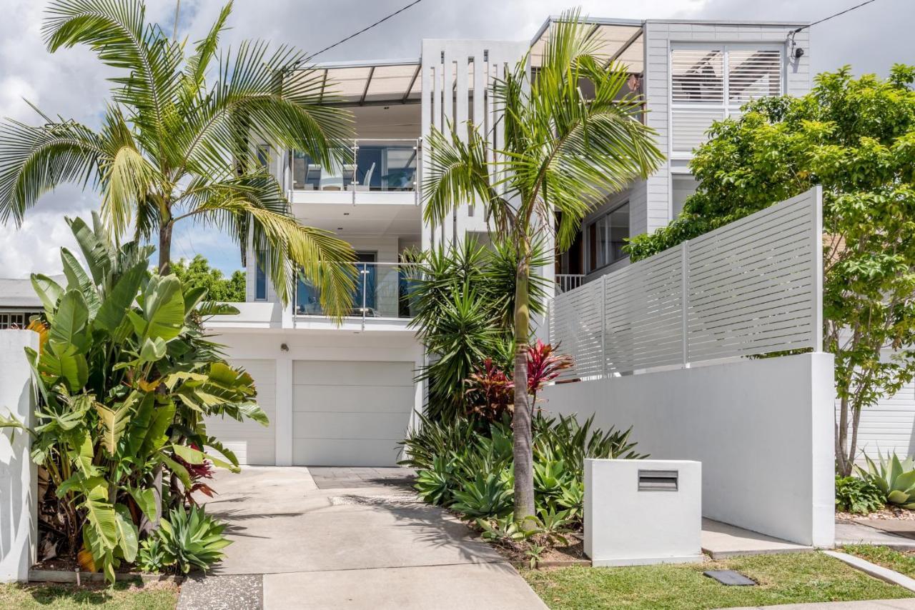 Apartment Immaculate Close To And Airport *