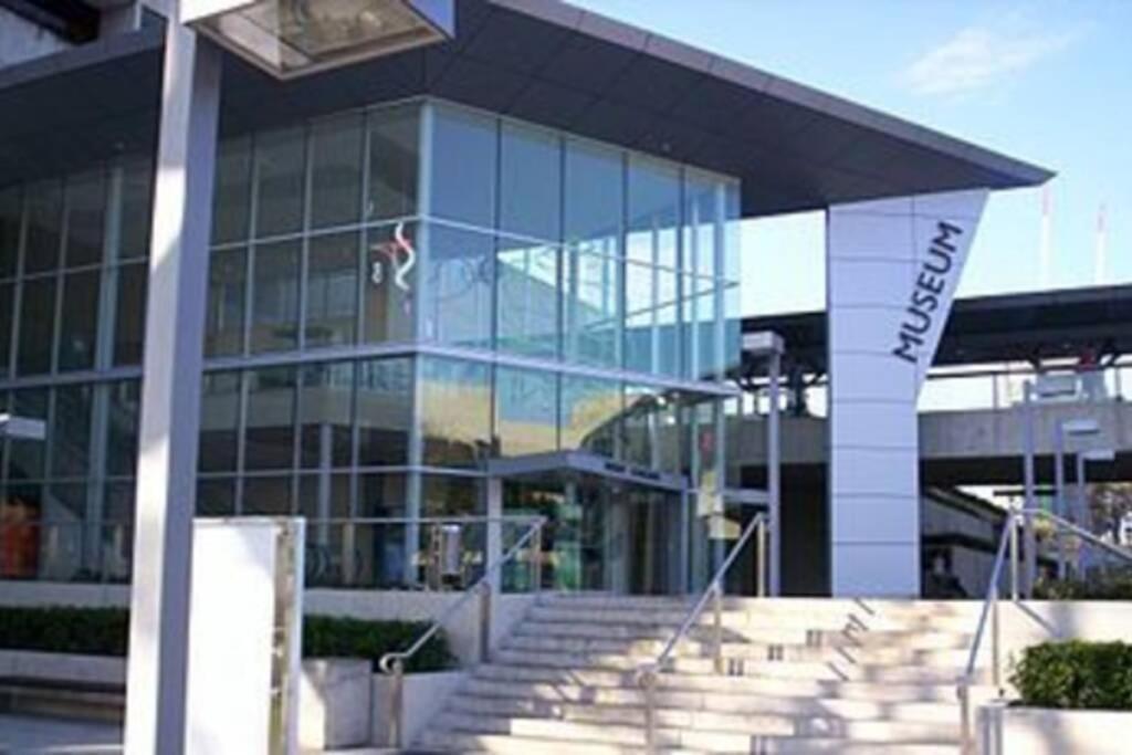 Lvl 57 Skytower Breathtaking Views Cbd Wifi Carpark By Stylish Brisbane