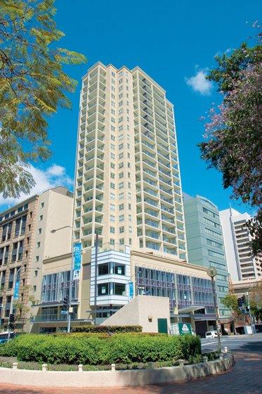Oaks Lexicon Aparthotel 4*