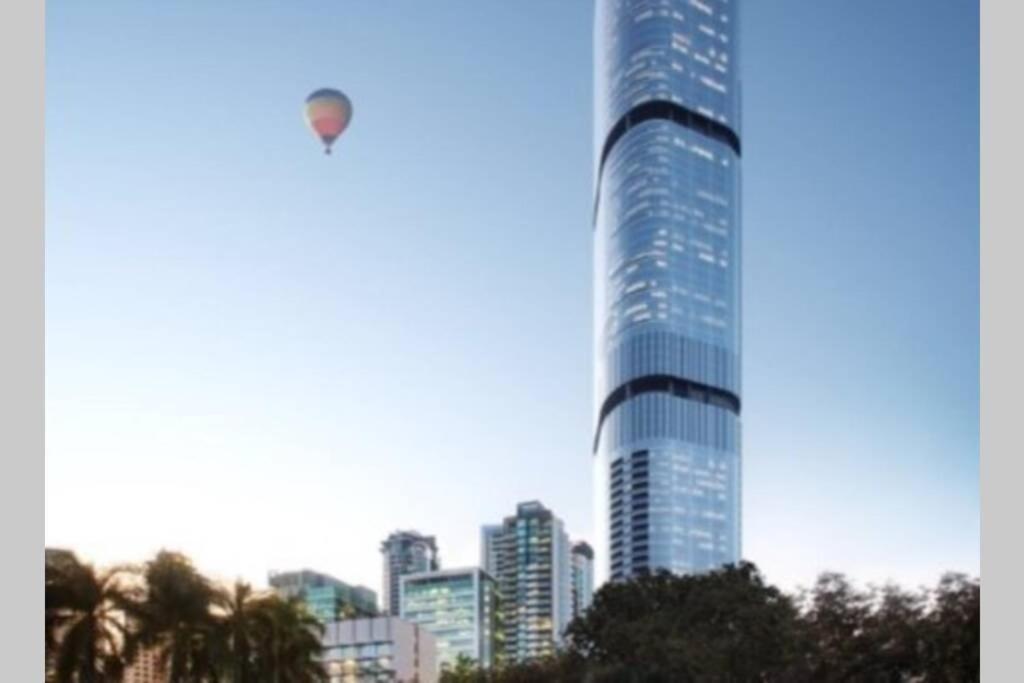 Apartment Lvl 59 Skytower Amazing Views Cbd Wifi Carpark By Stylish Brisbane