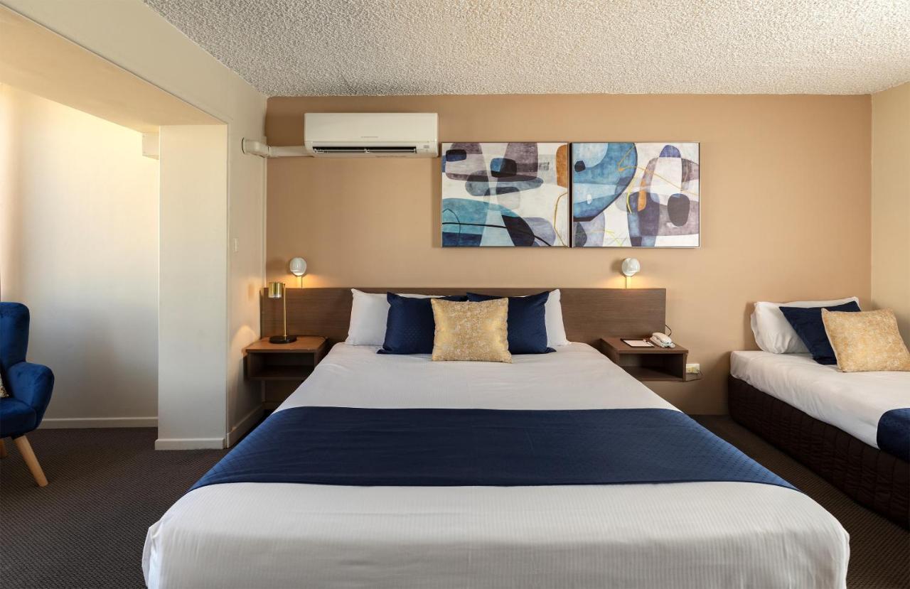 The Metropolitan Spring Hill Motel