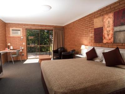 Motel Airport Admiralty 3*