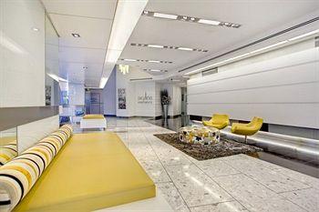 Mantra On The Quay Aparthotel 4*