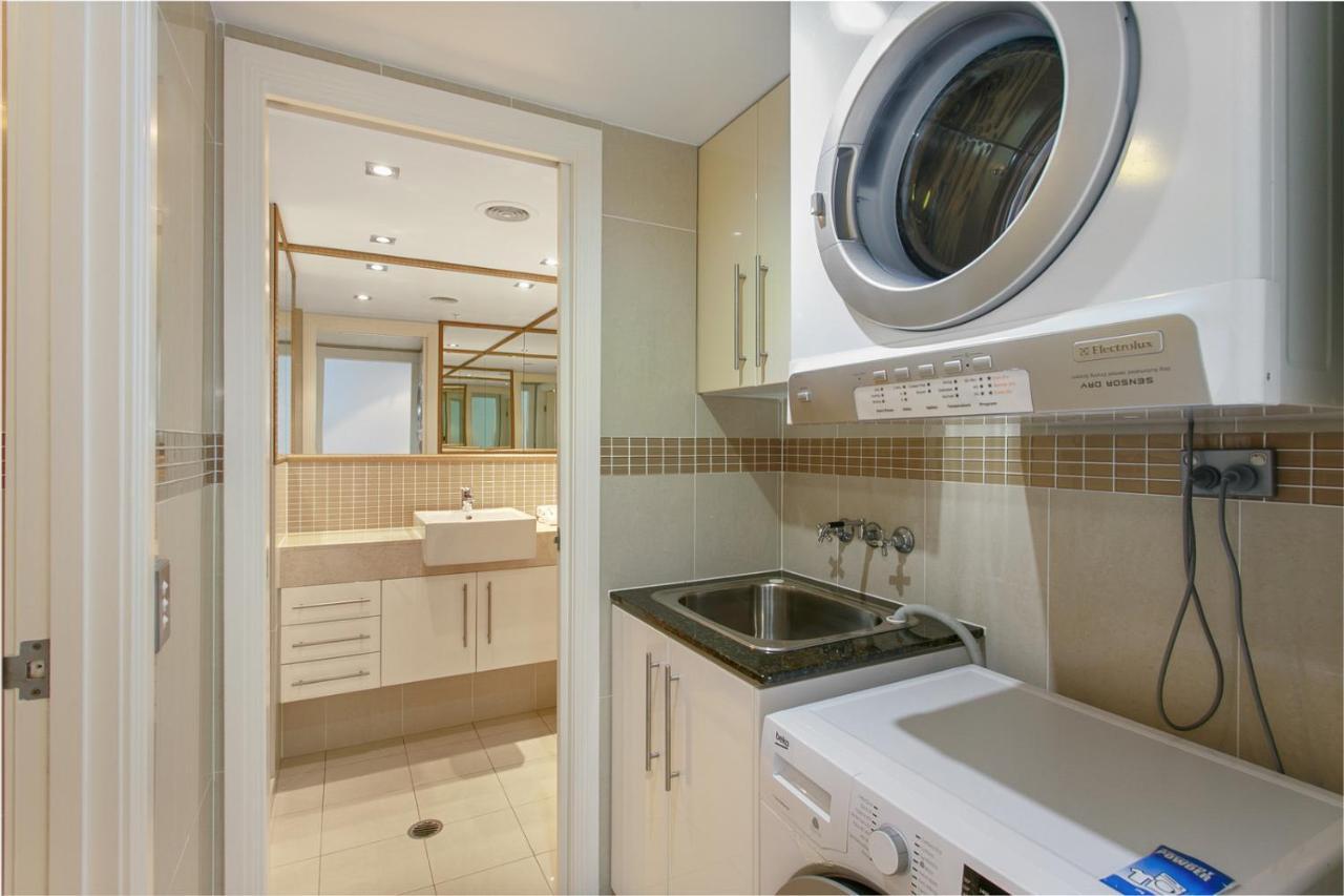 Proximity Waterfront 5* Redcliffe