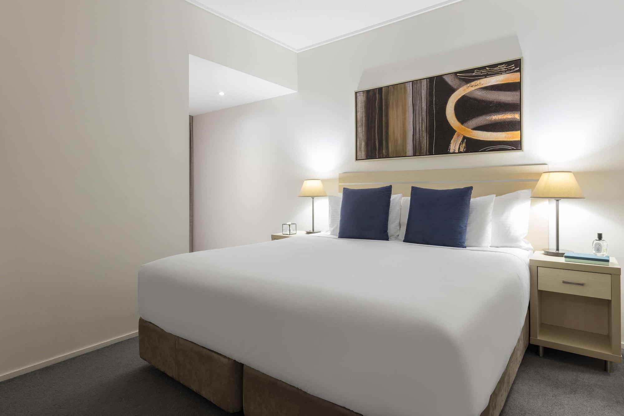 Aparthotel Oaks Aurora 4*