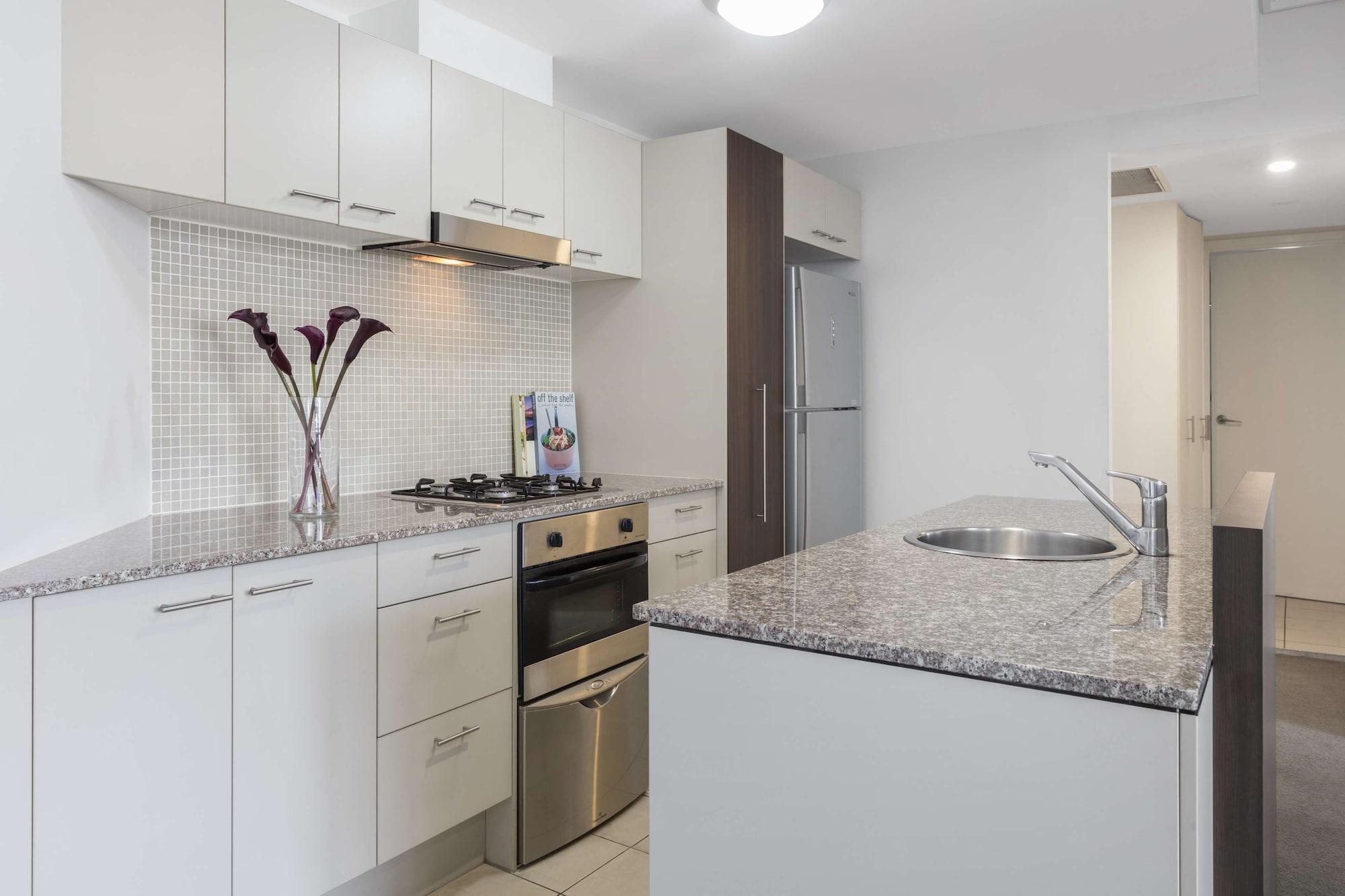 Aparthotel Oaks Aurora 4*