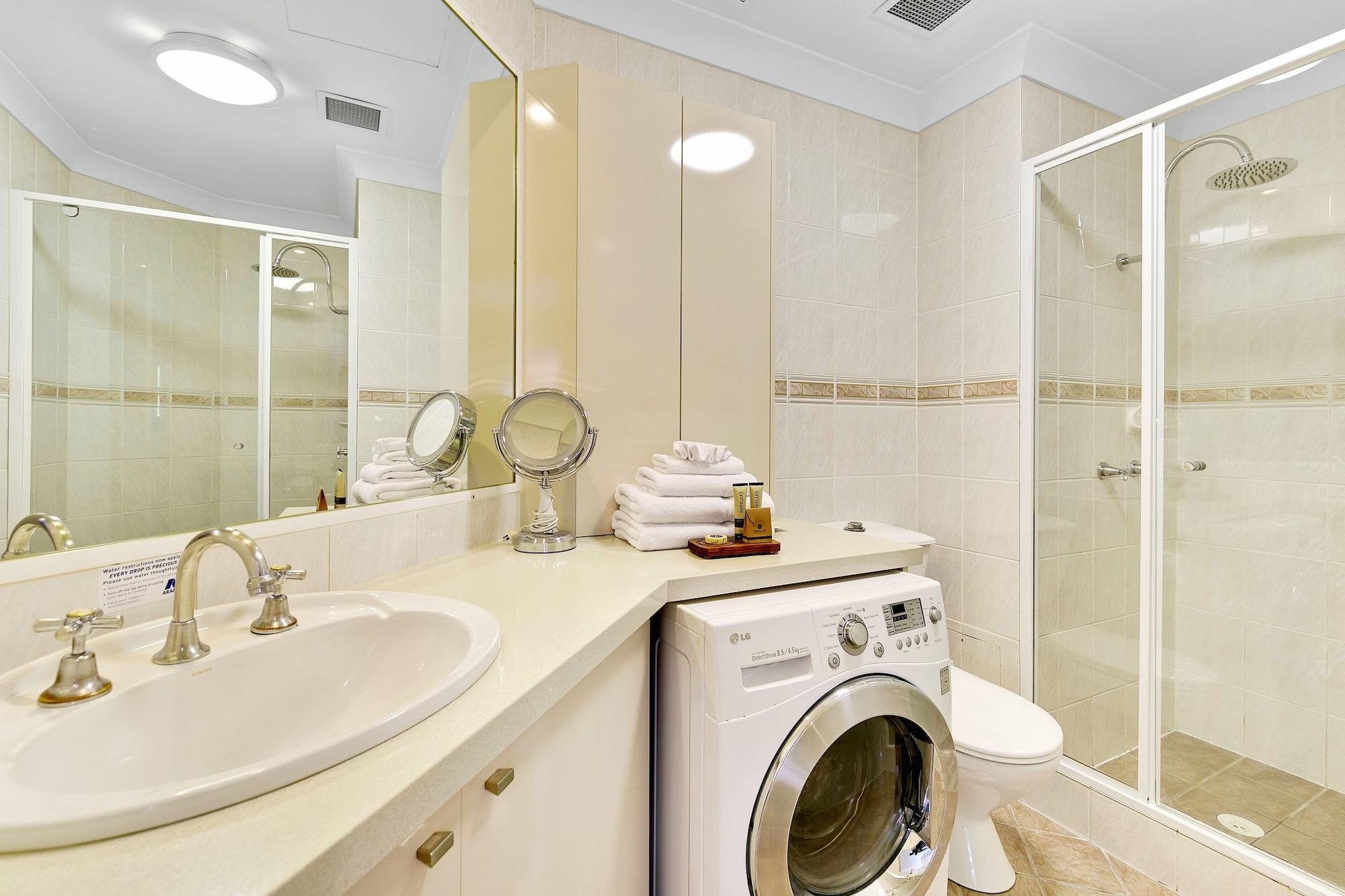 Manor 4* Brisbane