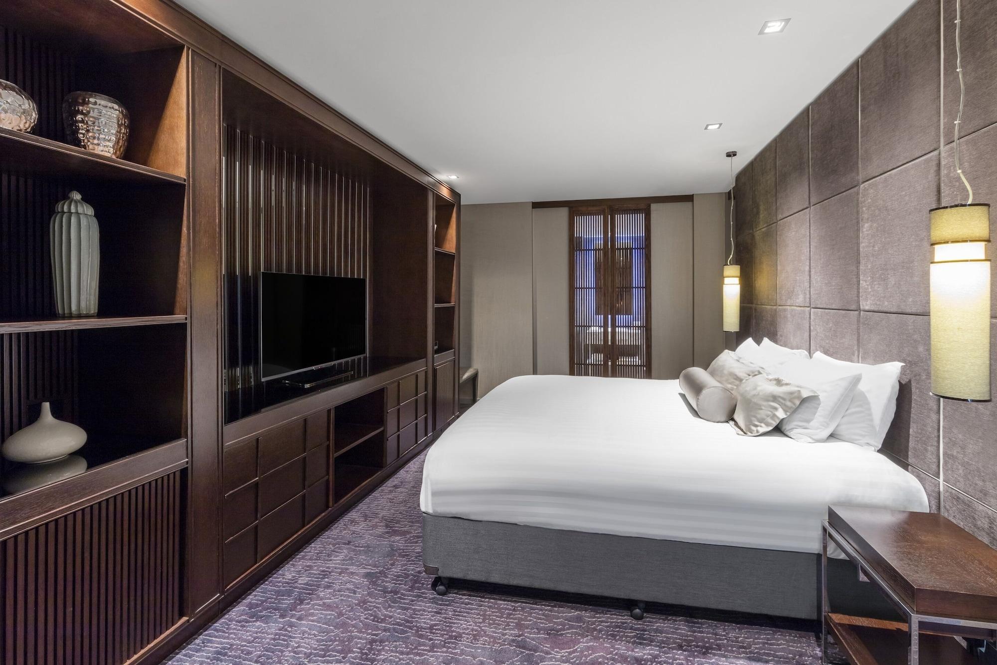 The Beetson 5*