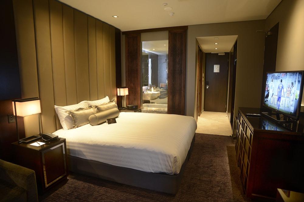 Hotel The Beetson 5*