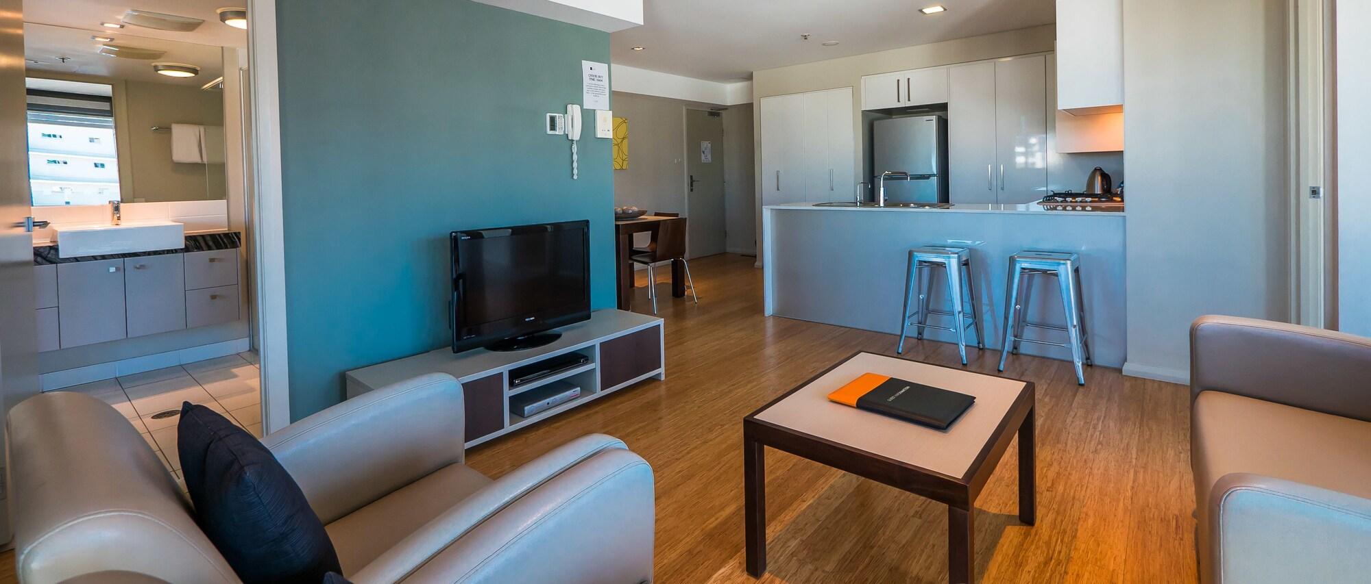 South Aparthotel