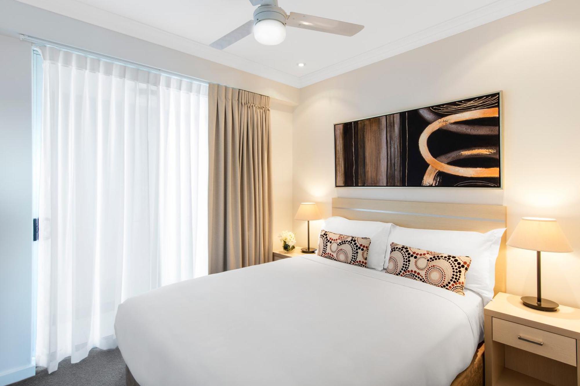 Aparthotel Oaks Mews 4*