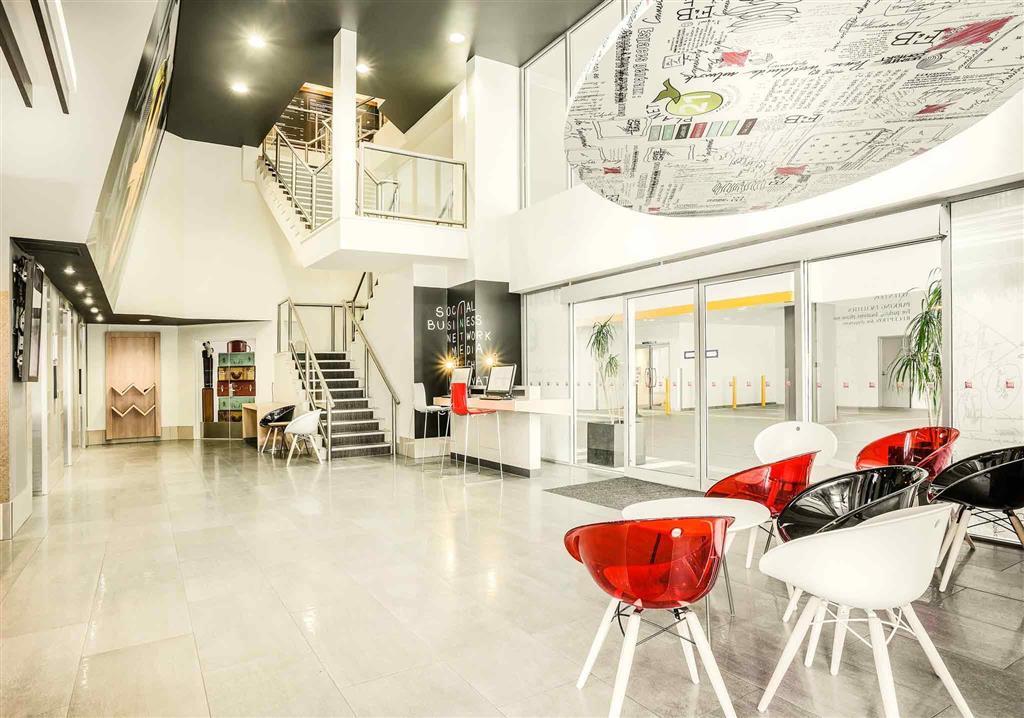 Indigo Centre By Ihg Hotel