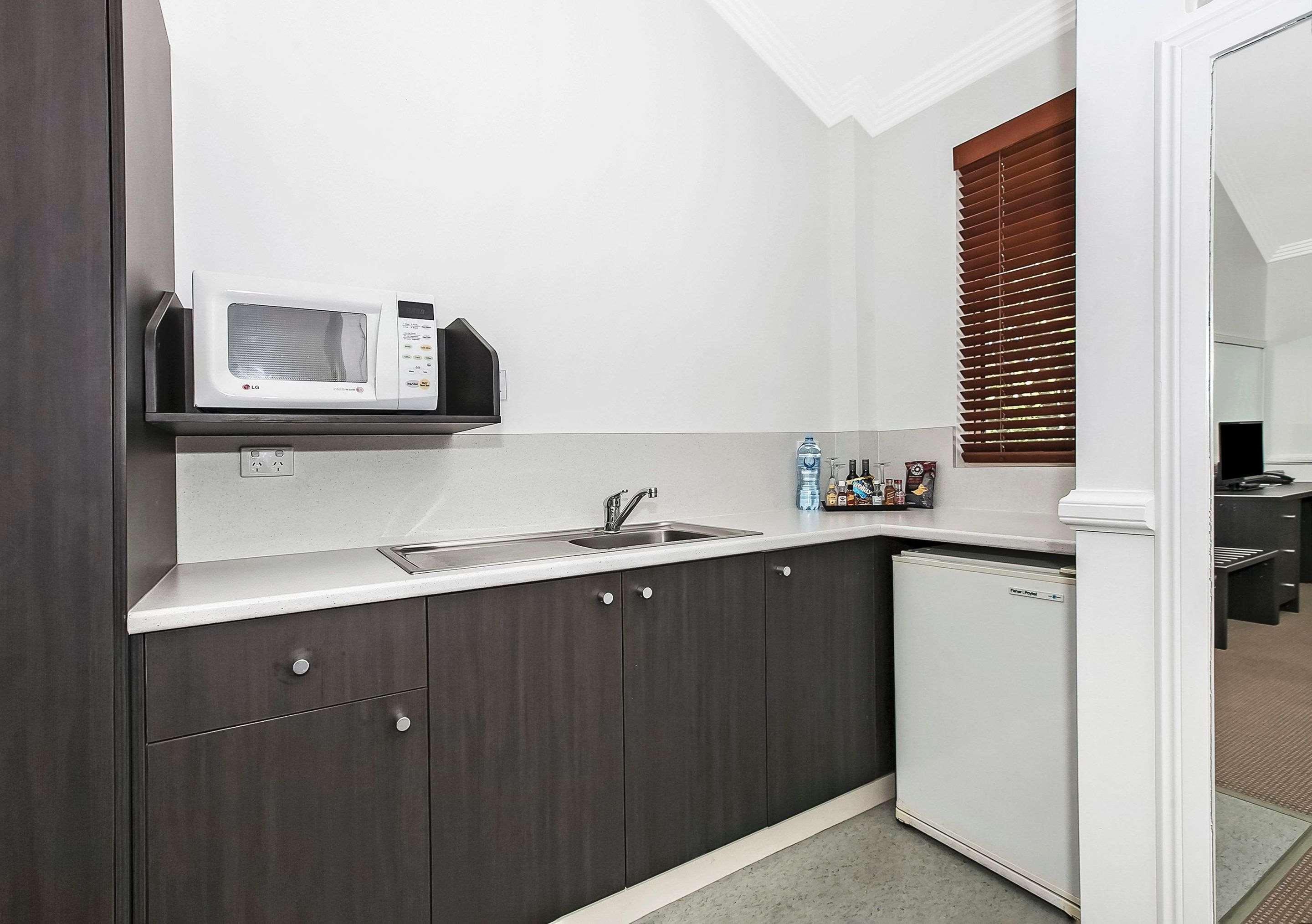 Inn Comfort & Northgate Airport 4*
