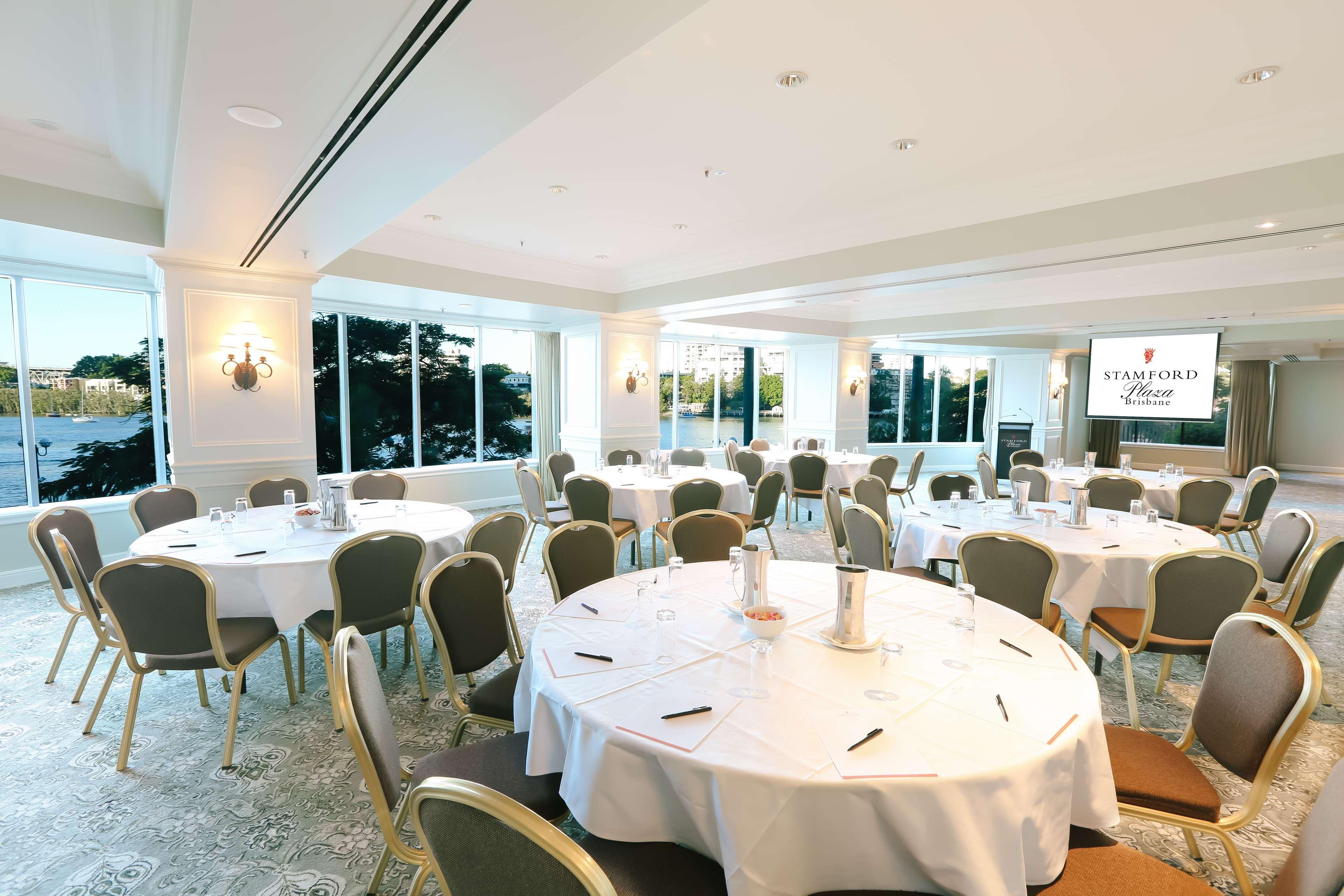 Hotel Stamford Plaza