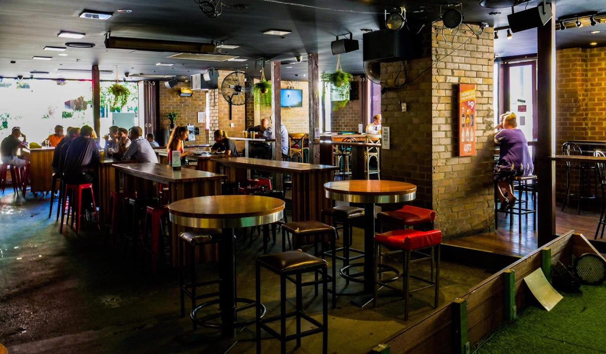 Roamer Hotel Brisbane