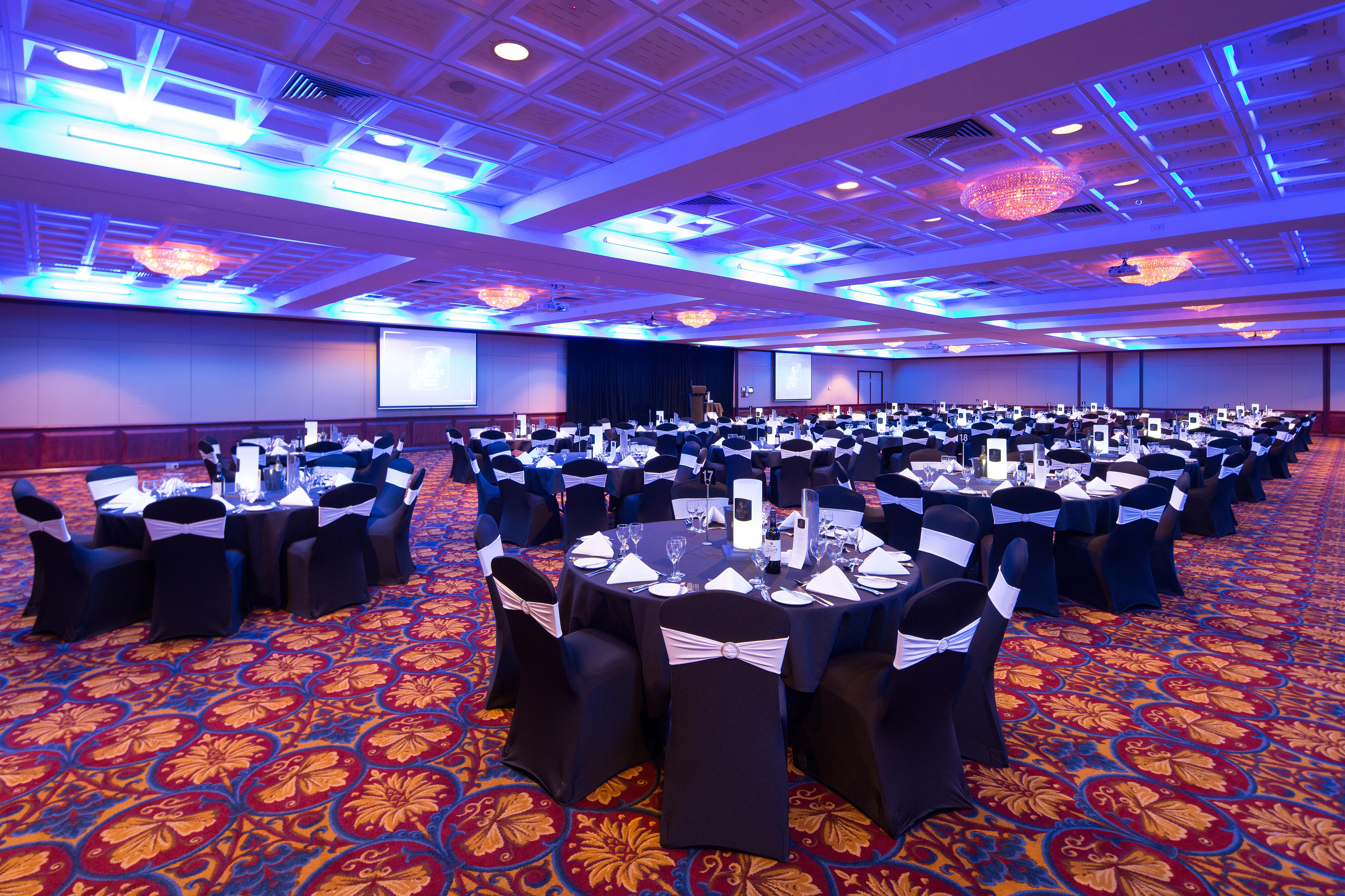 Hotel Royal On The Park 5*