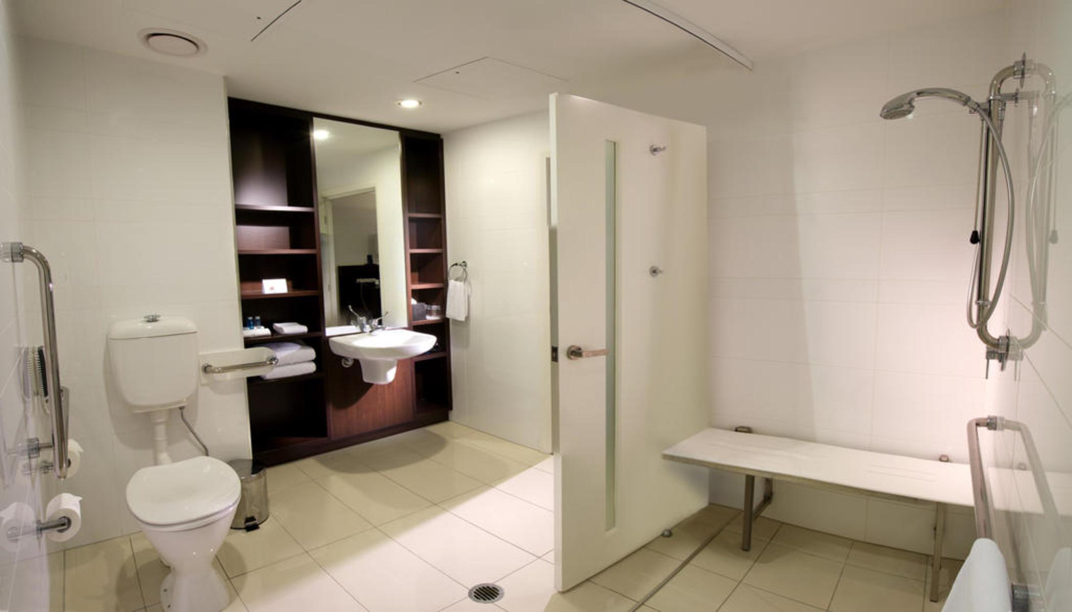 Hotel Novotel Airport 4*