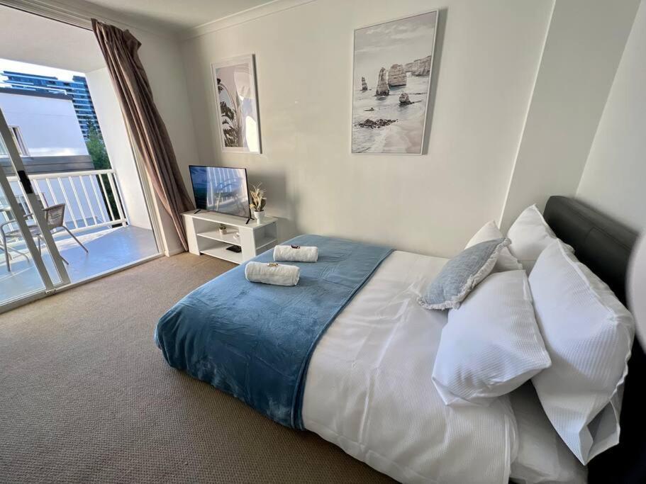 Apartment Comfortable & Cozy Southbank Pad, Sunny Pool & Gym *