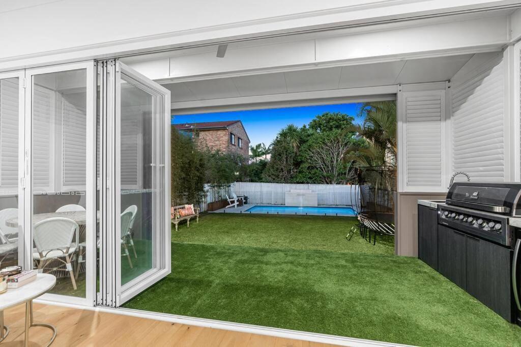 Manly Oasis, 5bd, 3 King Bd,pool Brisbane